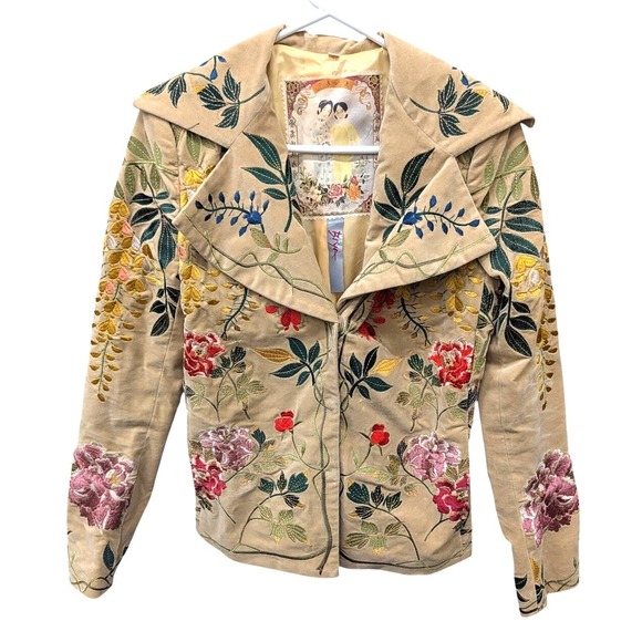 Biya by Johnny Was Jackets & Blazers - Vintage Biya Johnny Was Tan Velvet Floral Embroidered Snap Front Jacket Boho- XS